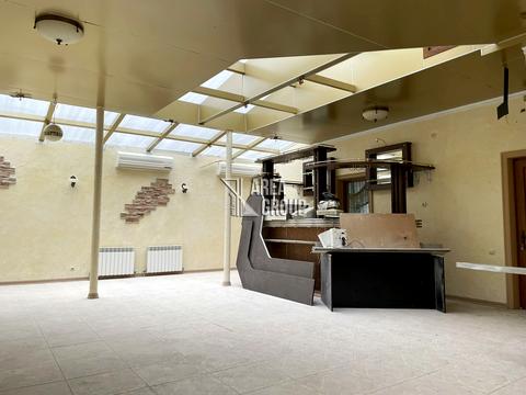 коммерческая по адресу Данила Галицького ул., 11