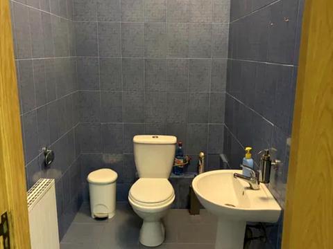 комерційна за адресою Володимира Івасюка просп. (Героїв Сталінграду), 6