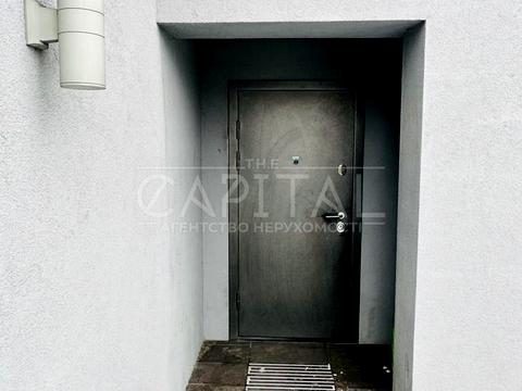 будинок за адресою с. Гатне, Жулянська вул., 10