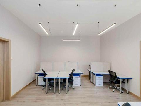 комерційна за адресою Хрещатик вул. (Kreschatic), 15