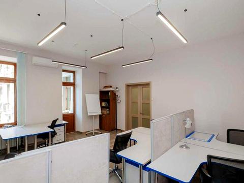 комерційна за адресою Хрещатик вул. (Kreschatic), 15