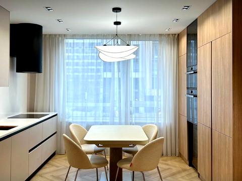 квартира по адресу Салютная ул., 2к19