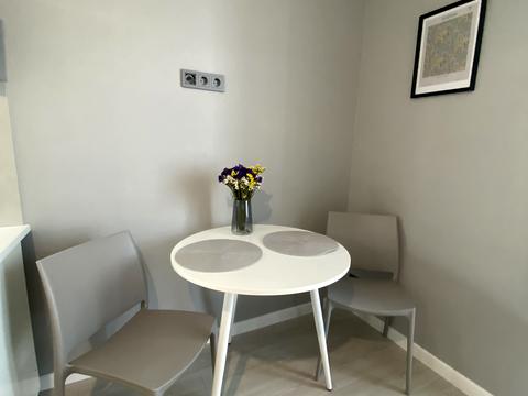 квартира за адресою Профсоюзна вул., 9-А