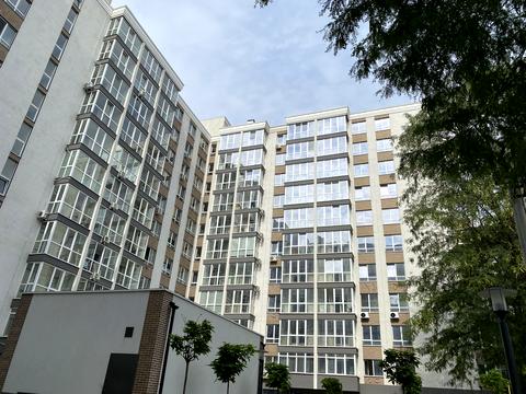 квартира за адресою Профсоюзна вул., 9-А