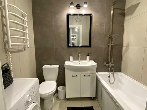 квартира за адресою Профсоюзна вул., 9-А