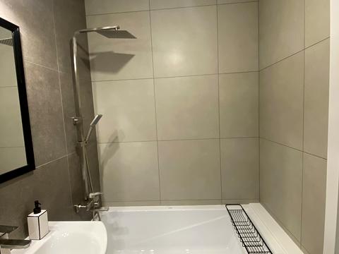 квартира за адресою Профсоюзна вул., 9-А