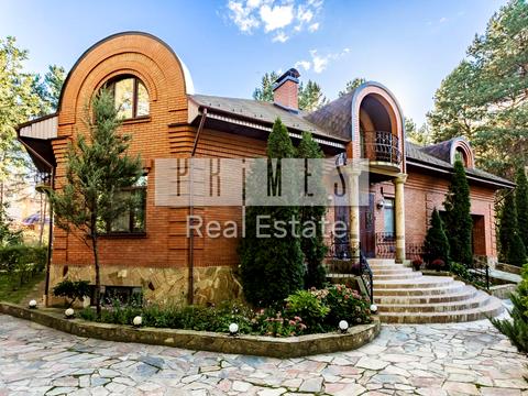 дом по адресу Дачная ул.