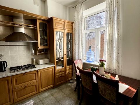 квартира за адресою Велика Васильківська вул. (Червоноармійська), 52