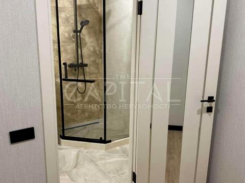 комерційна за адресою Кирилівська вул. (Фрунзе), 37-А