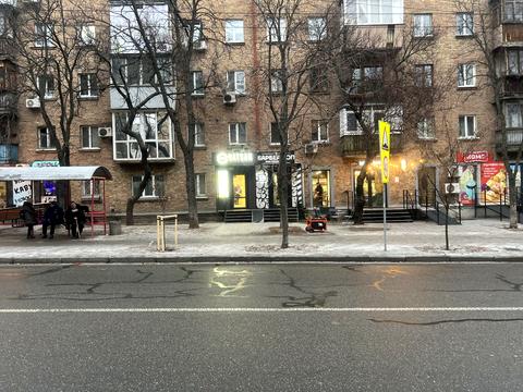 коммерческая по адресу Ольжича ул., 4