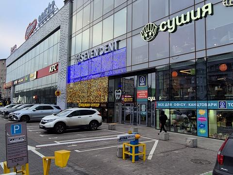 комерційна за адресою Київ, Берестейський просп. (Перемоги), 26