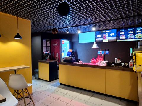 комерційна за адресою Київ, Берестейський просп. (Перемоги), 26