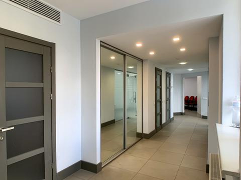 комерційна за адресою Євгена Коновальця вул. (Щорса), 44-А