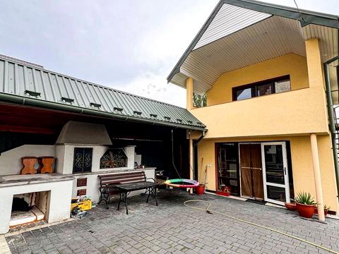 будинок за адресою Національної Гвардії України пров. (Народної Гвардії)