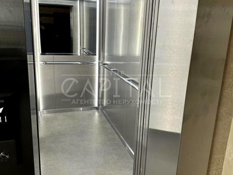 комерційна за адресою Велика Житомирська вул., 20