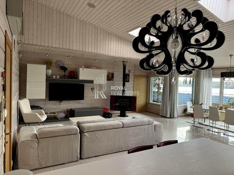 дом по адресу Садова