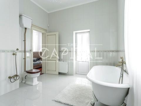 будинок за адресою Вишнева вул., 100