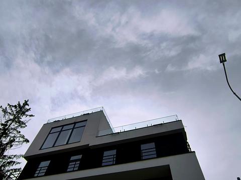 коммерческая по адресу Лисневицкая ул., 1