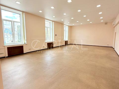 комерційна за адресою Київ, Заньковецької вул., 26