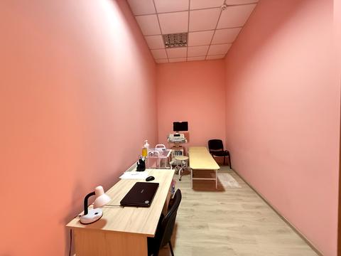 комерційна за адресою Срібнокільська вул., 12