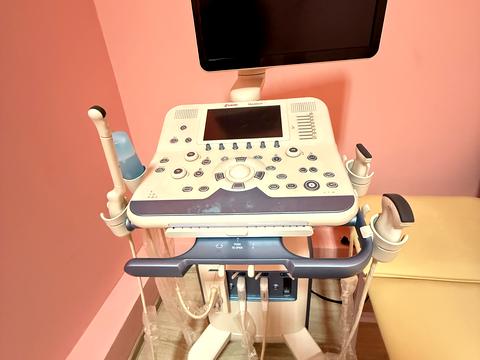 комерційна за адресою Срібнокільська вул., 12