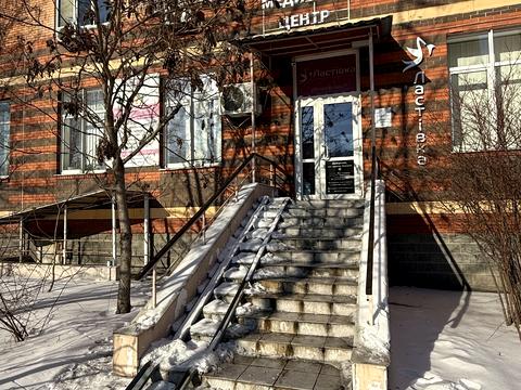 комерційна за адресою Срібнокільська вул., 12