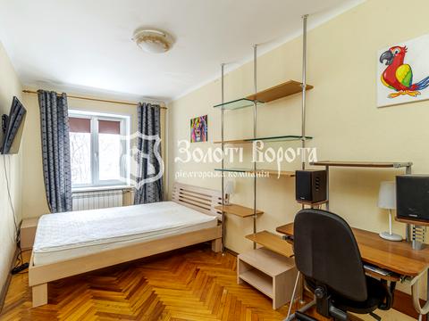 квартира за адресою Верховної Ради бульв., 22