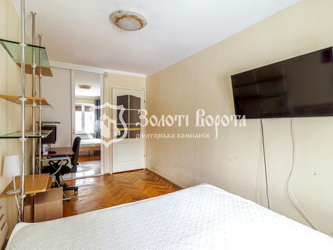 квартира за адресою Верховної Ради бульв., 22