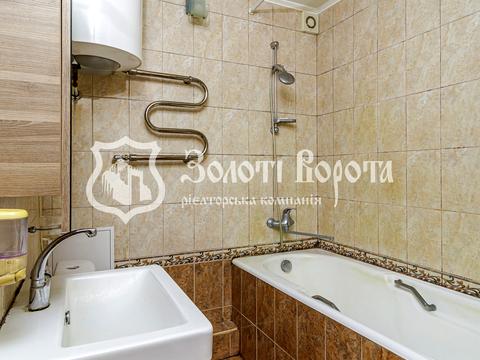 квартира за адресою Верховної Ради бульв., 22