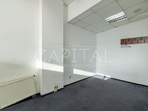 комерційна за адресою Велика Васильківська вул. (Червоноармійська), 39