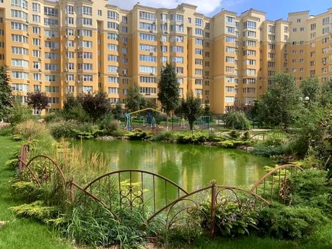 квартира за адресою Абрикосова вул., 1-В