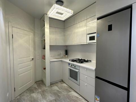 квартира за адресою Абрикосова вул., 1-В