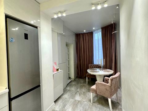 квартира за адресою Абрикосова вул., 1-В