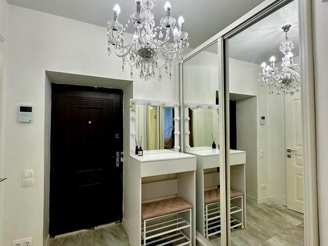 квартира за адресою Абрикосова вул., 1-В