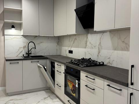 квартира по адресу Молодіжна ул., 10