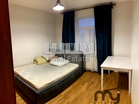 дом по адресу Киев, Академіка Возіанова ул. (Академіка Карпинського)