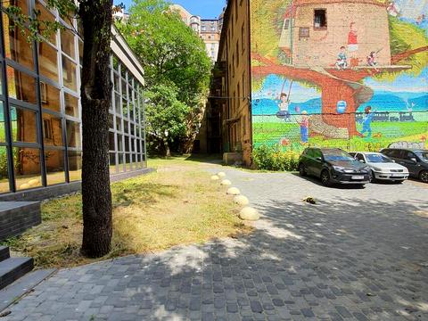 коммерческая по адресу Павловская ул., 53А