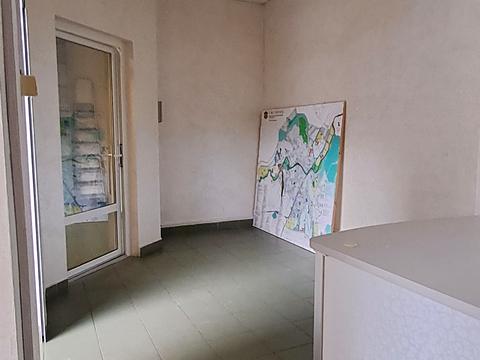 комерційна за адресою Августина Волошина вул., 24