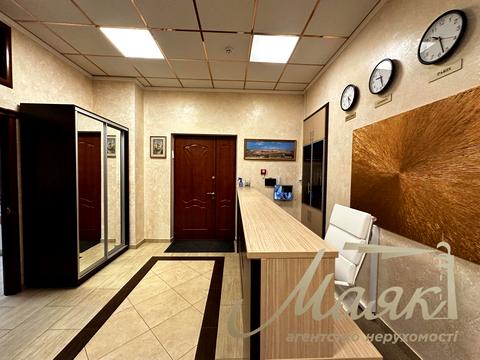 комерційна за адресою Київ, Панаса Мирного вул., 1