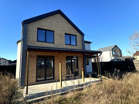 дом по адресу Мира ул.