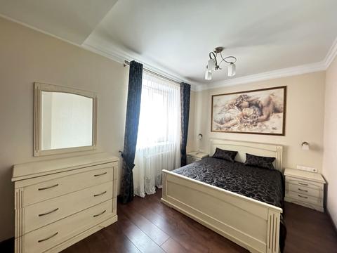 квартира за адресою Анатолія Бортняка вул., 4