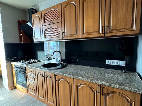 квартира за адресою Співдружності вул., 1