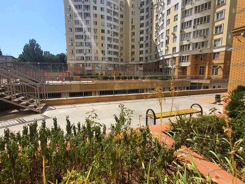 комерційна за адресою Незалежності вул., 11/5