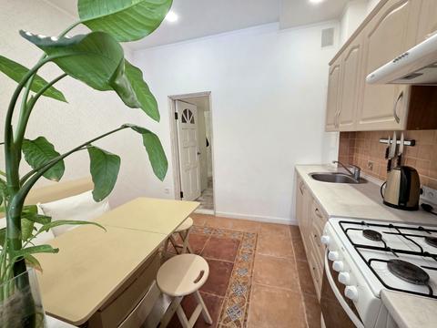 квартира за адресою Французький бульв., 14а