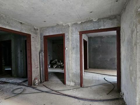 комерційна за адресою Балтійський пров., 5