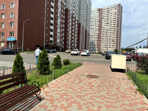 комерційна за адресою Балтійський пров., 5