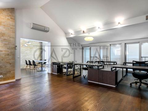 будинок за адресою Локомотивна вул., 36