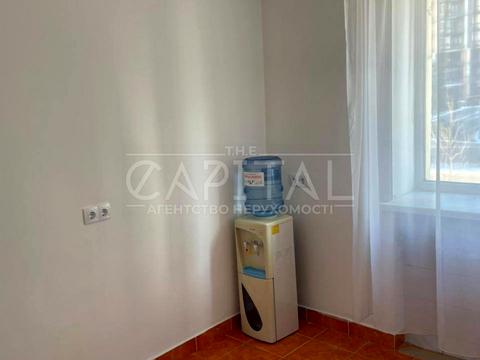 комерційна за адресою Київ, Велика Васильківська вул. (Червоноармійська), 134