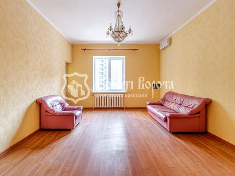 квартира за адресою Дмитрівська вул., 69