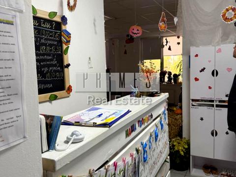 комерційна за адресою Регенераторна вул., 4 к7